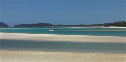 Hill Inlet - Whitehaven Beach - QLD T  (PBH4 00 15051)